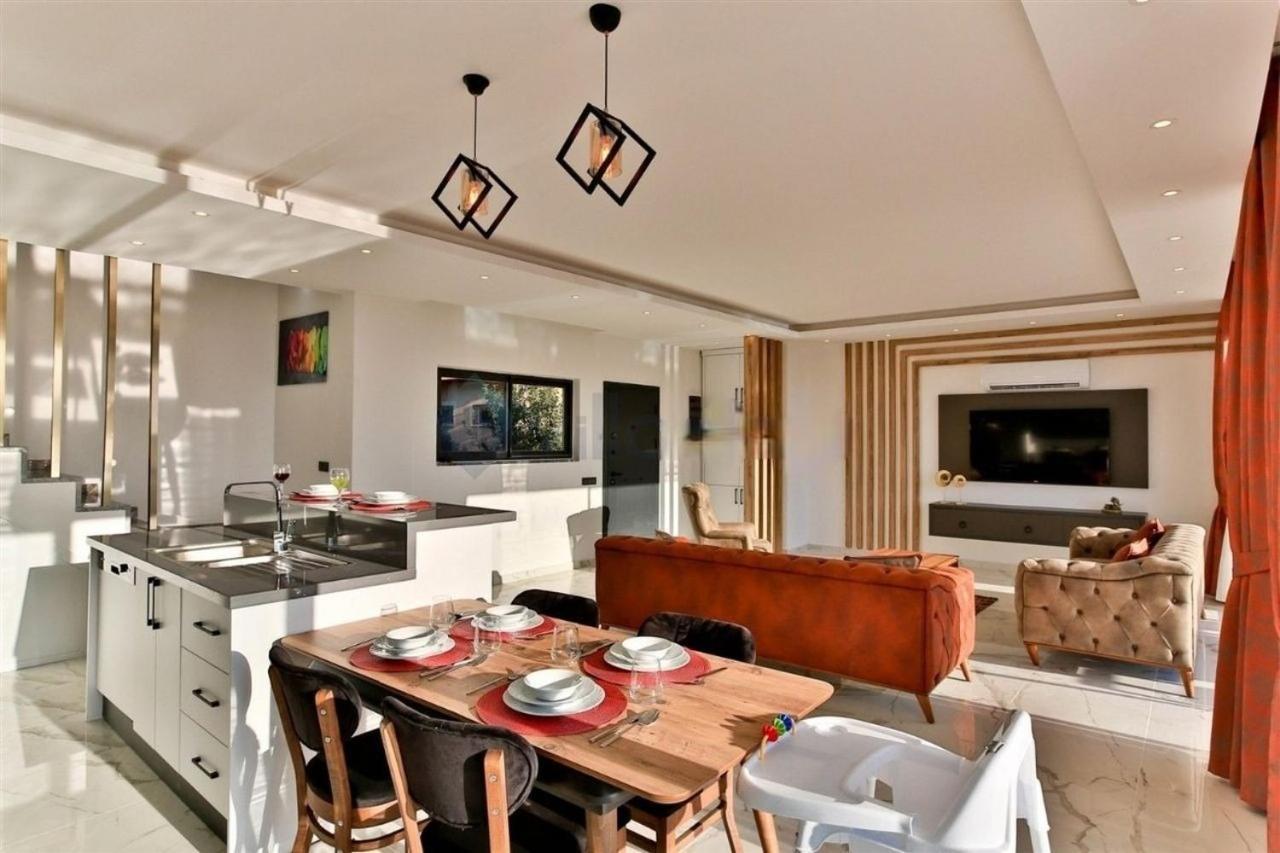 Villa Lycian-Kalkan 3 Bedroom-2 Jakuzzies-Sauna-Turkish Hamam-Huge Private Pool And Lovely Garden Kaș Exterior foto