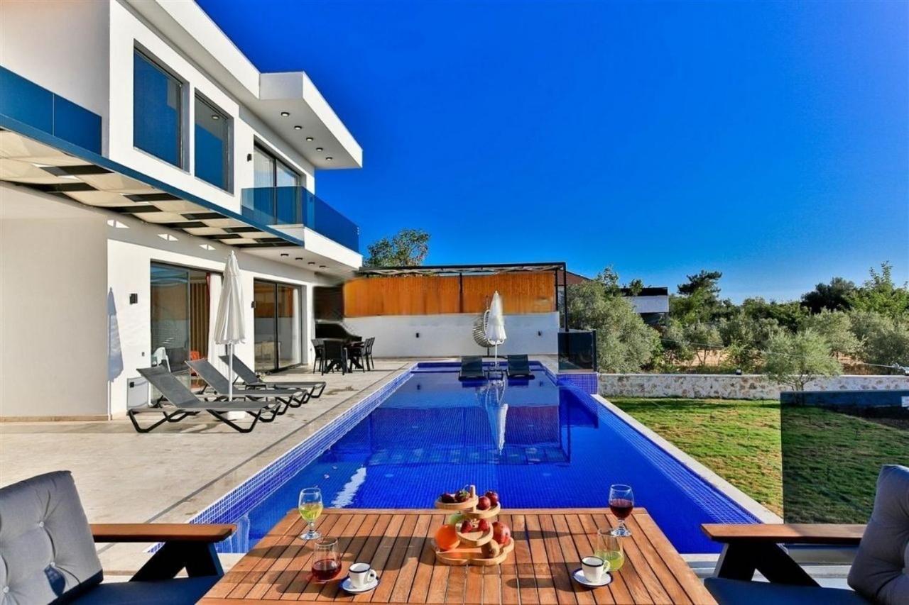 Villa Lycian-Kalkan 3 Bedroom-2 Jakuzzies-Sauna-Turkish Hamam-Huge Private Pool And Lovely Garden Kaș Exterior foto