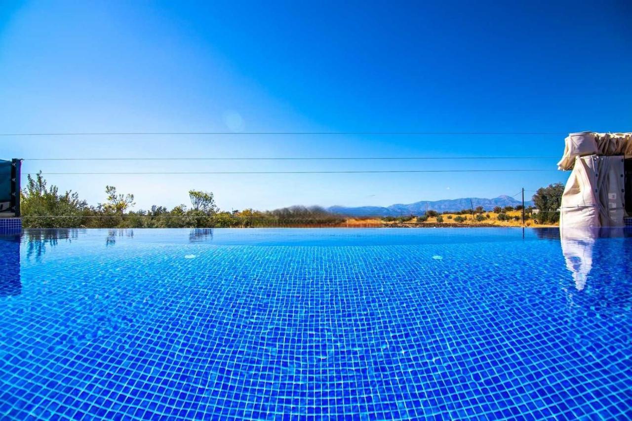 Villa Lycian-Kalkan 3 Bedroom-2 Jakuzzies-Sauna-Turkish Hamam-Huge Private Pool And Lovely Garden Kaș Exterior foto