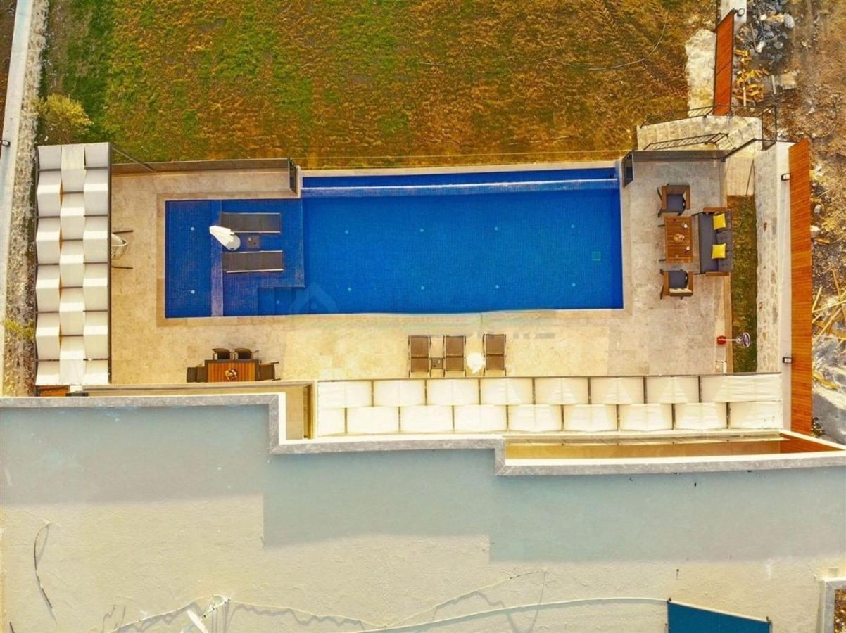 Villa Lycian-Kalkan 3 Bedroom-2 Jakuzzies-Sauna-Turkish Hamam-Huge Private Pool And Lovely Garden Kaș Exterior foto